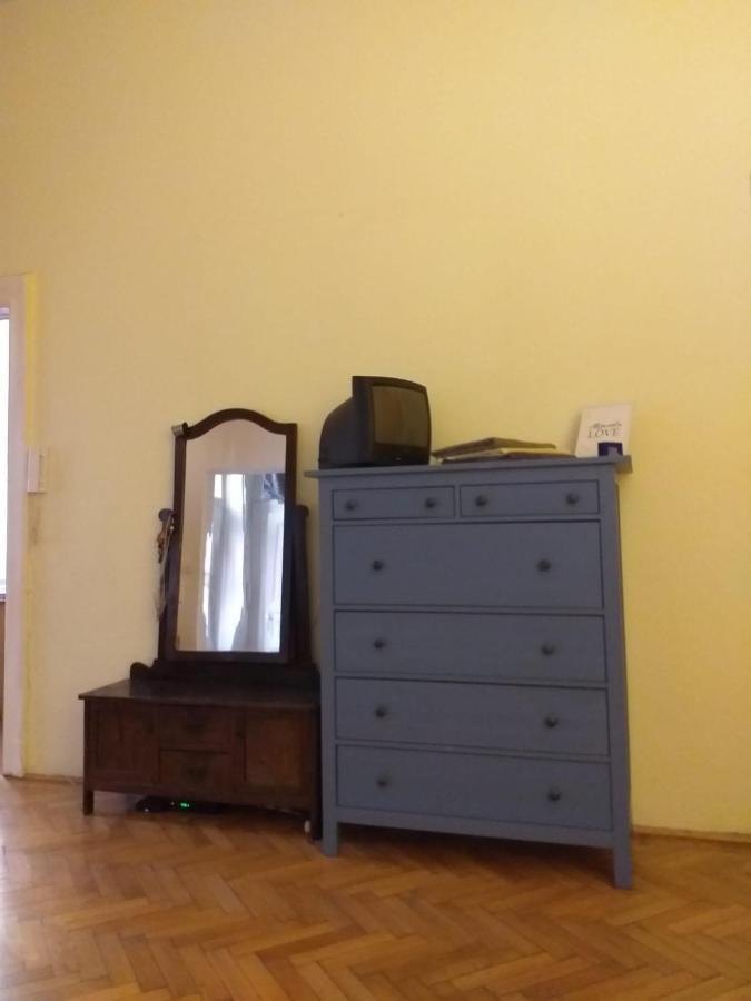 Sweet In The Center Of The City, - It's Only Yours With Two Bedrooms, 1 Price For 3 Apartment
